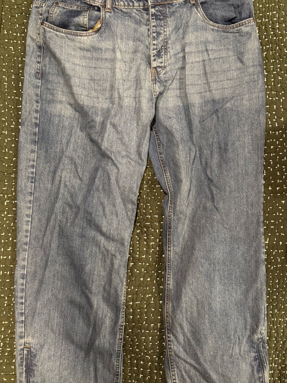 BoohooMan’s Baggy Blue Jeans
